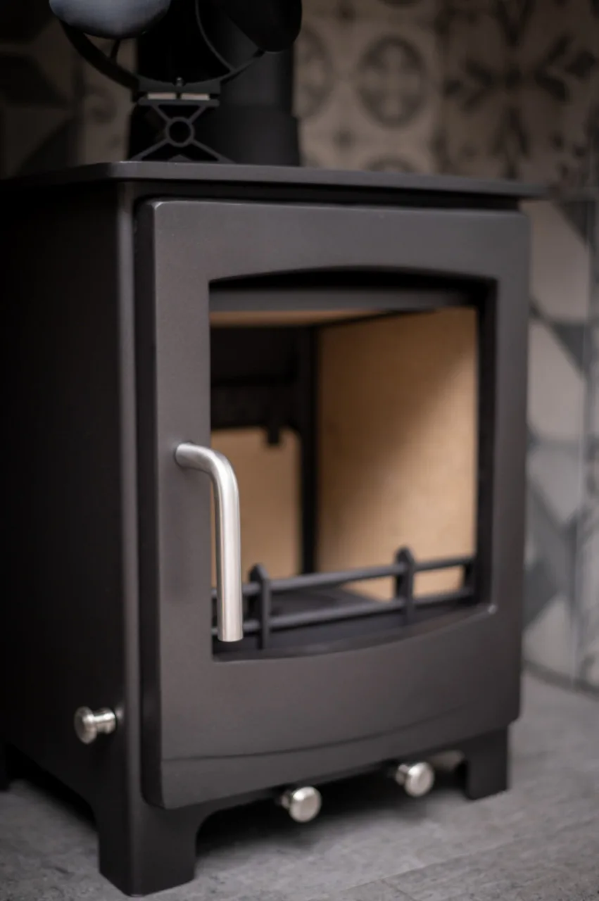Woodford Turing 5X Multifuel Stove - Image 2